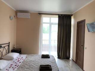 Мини-отель Hotel Askar Алахадзы Двухместный номер Делюкс с 1 кроватью и балконом-4